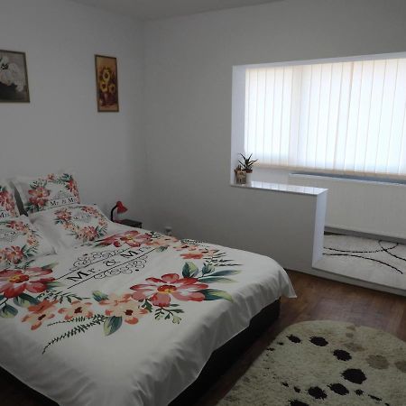 Simoliv Home โอโตเปนี ภายนอก รูปภาพ