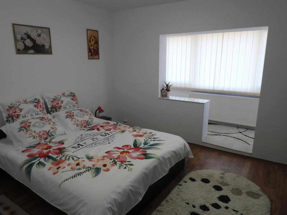 Simoliv Home โอโตเปนี ภายนอก รูปภาพ